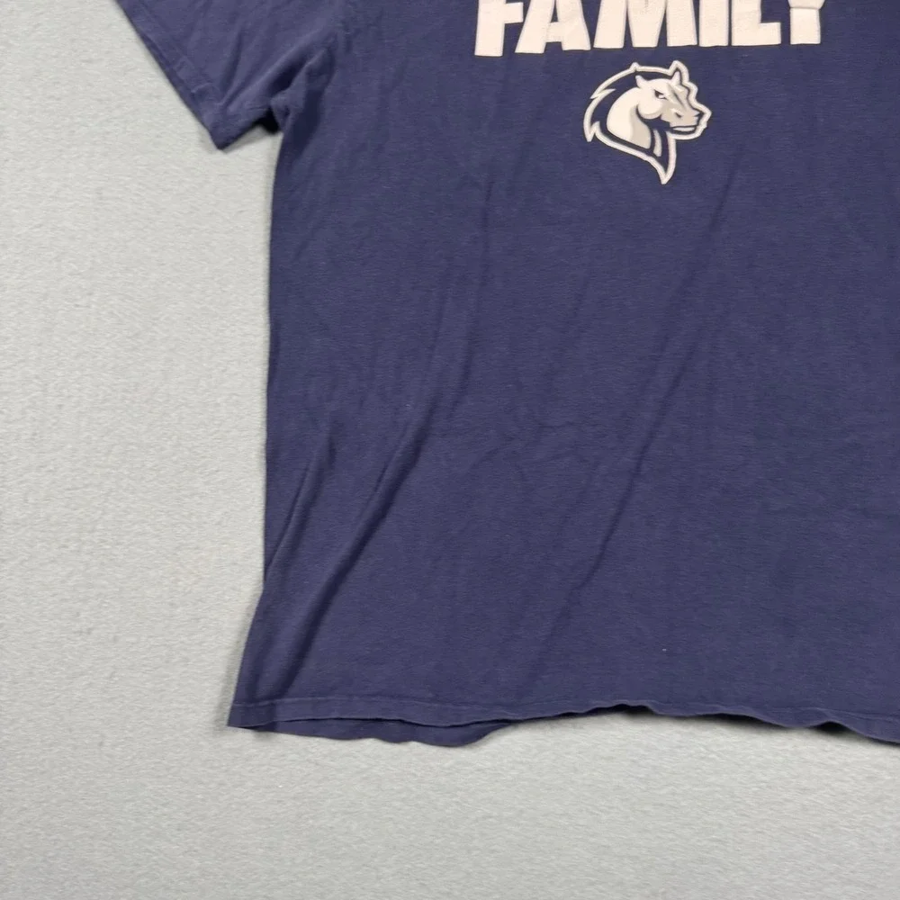 Nike Family Horse Mascot Graphic T-Shirt Mens Large Navy Blue Crewneck‎ Tee